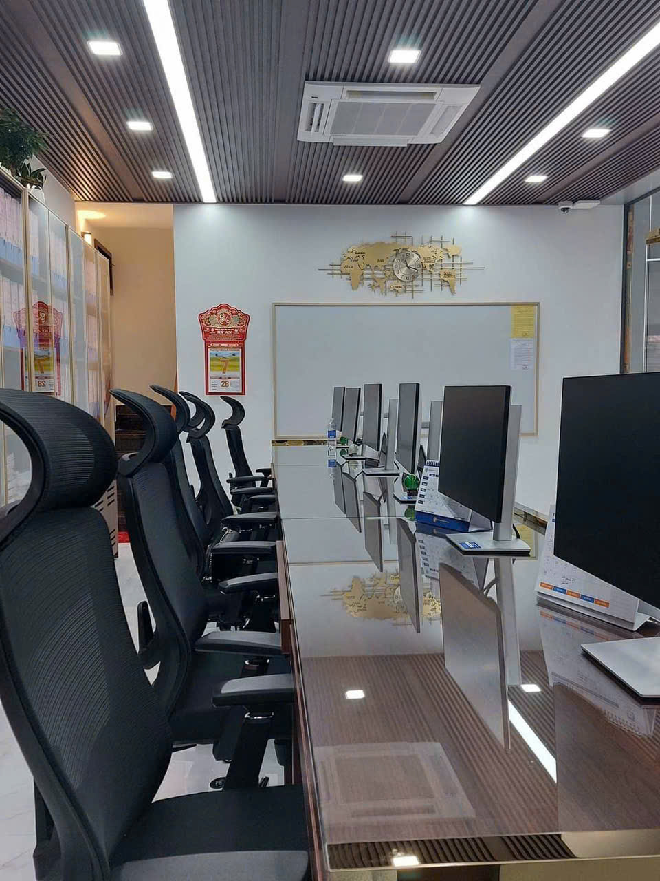 Top 5 vật liệu ốp tường chống thấm – Xu hướng bền vững cho không gian hiện đại