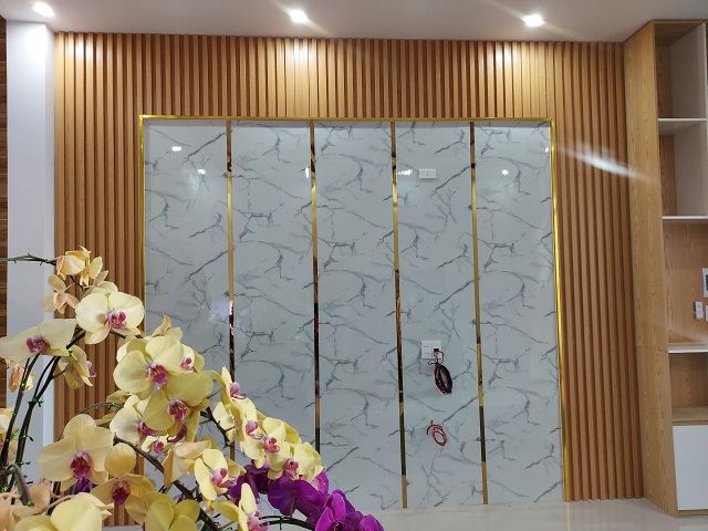 nhua-van-da-gia-re-tai-da-nang