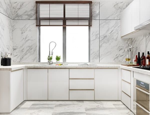 Biến hóa không gian với giải pháp tấm nhựa ốp tường bếp hiện đại